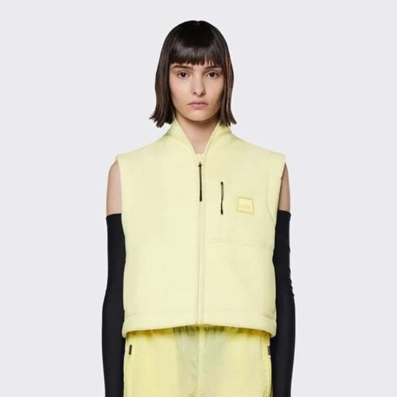 New RAINS Fleece Vest in STRAW Pale Yellow P4178 - Picture 1 of 10
